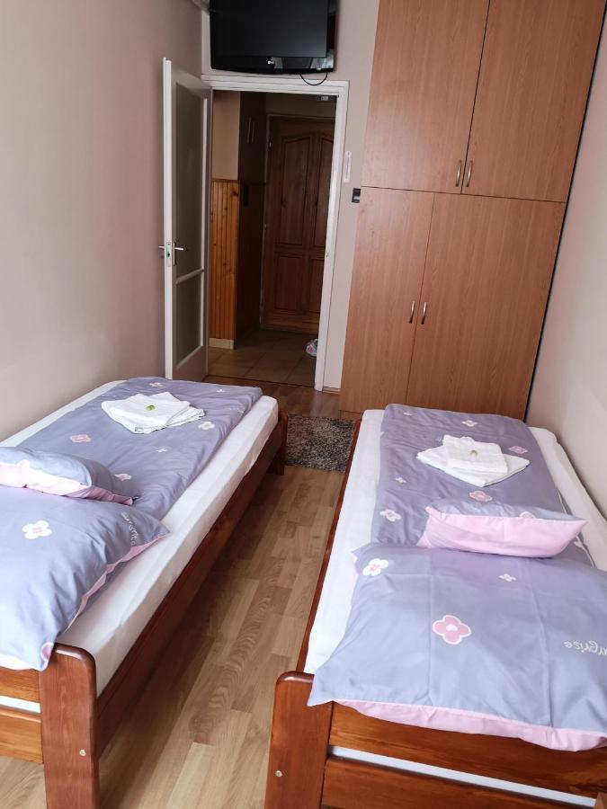 Natasa Apartman Oroshaza Exterior photo