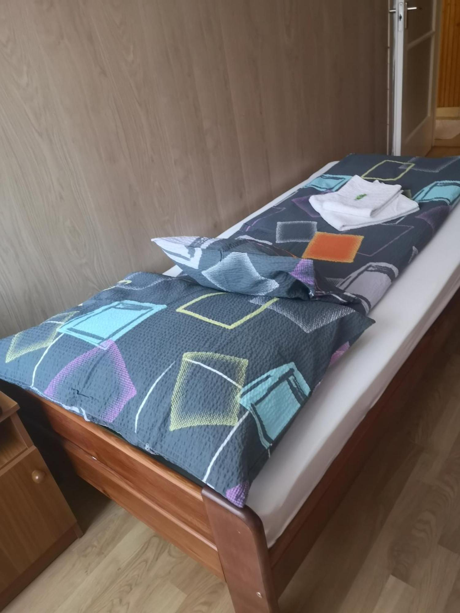 Natasa Apartman Oroshaza Exterior photo